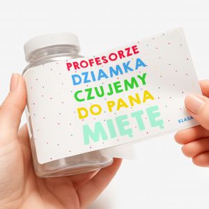 Opakowanie na cukierki z etykiet� personalizowan� CZUJEMY MI�T� pude�ko na cukierki prezent dla nauczyciela