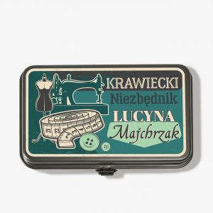 Skrzyneczka na przybory do szycia NIEZBDNIK KRAWCOWEJ skrzynka na przybory do szycia prezent dla krawcowej