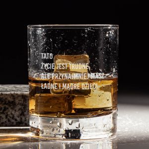 Grawerowana szklanka do whisky dla taty YCIE JEST TRUDNE