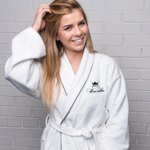 Szlafrok damski z haftem QUEEN - XXL