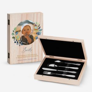 Sztu�ce NA ROCZEK w drewnianym pude�ku ze zdj�ciem