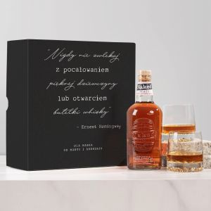 Whisky ze szklankami w kartonie ZESTAW PREZENTOWY DLA MĘŻCZYZNY