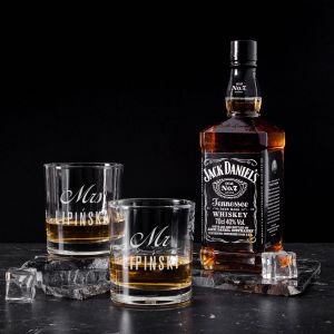 Zestaw whiskey ze szklankami MR & MRS alkohol na prezent ślubny