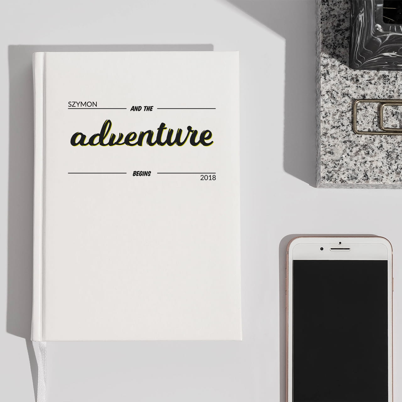 Planner książkowy biały ADVENTURE pomysł na prezent dla podróżnika
