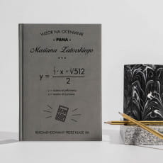 Planner szary WZR NA OCENIANIE prezent dla nauczyciela matematyki