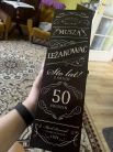 Zdjcie osoby, ktra kupia Personalizowana skrzynka na whisky PREZENT NA 50 URODZINY DLA BRATA